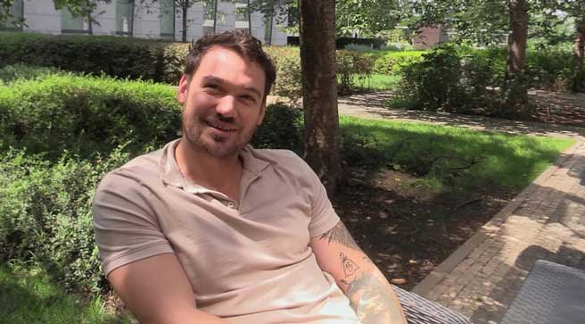 This beefed-up and tattooed Czech Hunter 710 stud worked in finance. He probably wasn't very good at it because when I asked about his salary, all he did was complain.