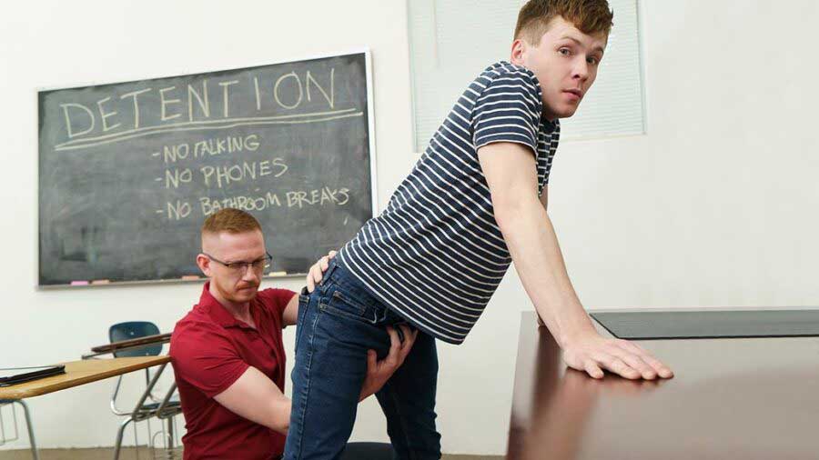 While in detention, Professor Kayman has a very serious talk with his naughty student Damian Rose. The boy claims that he didn’t steal his classmate's phone hoping to force him to do his