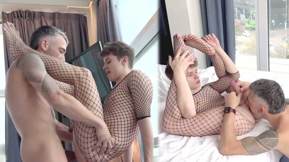 DudeFromNL another muscle stud, but ends up being the bottom bitch! I like to go somewhere warm when winter arrives. I hate cold weather.